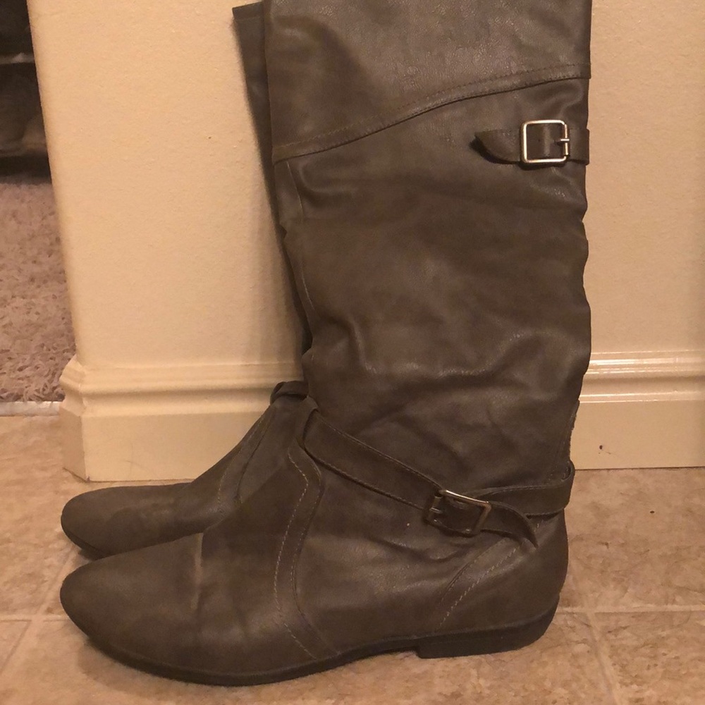 Boots!
